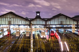 train-banner