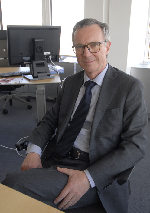 Yann Pétel a été nommé au collège de l'Arafer le 18 mars 2016 par le gouvernement. 